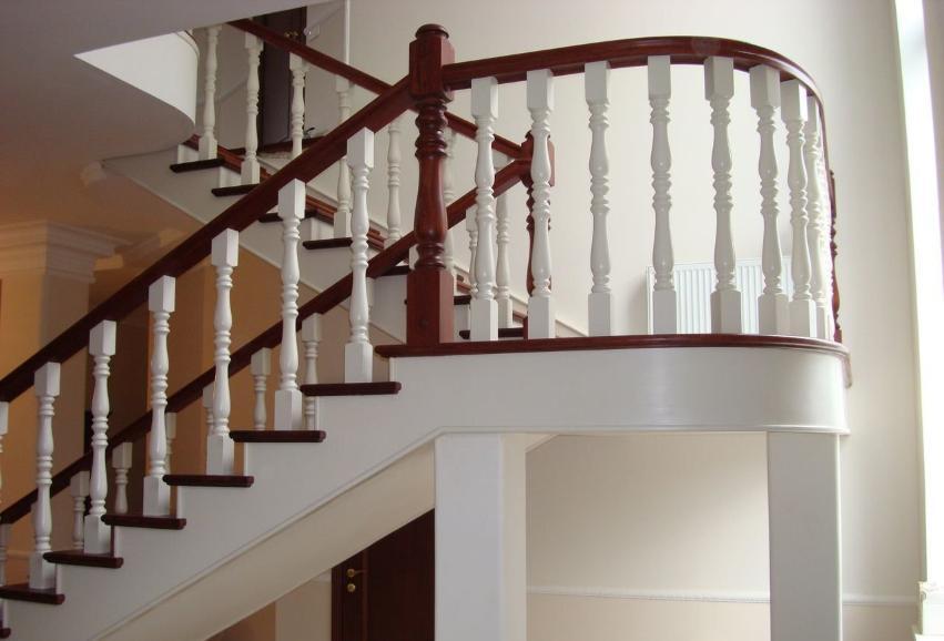 Railing Revelations: Styles to Elevate Your Home's Look